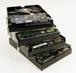storage, storage medium, hard drive, hdd, technology, digital, computer, trace, smd, chip, semiconductor, silicon, electronics, electronics technician